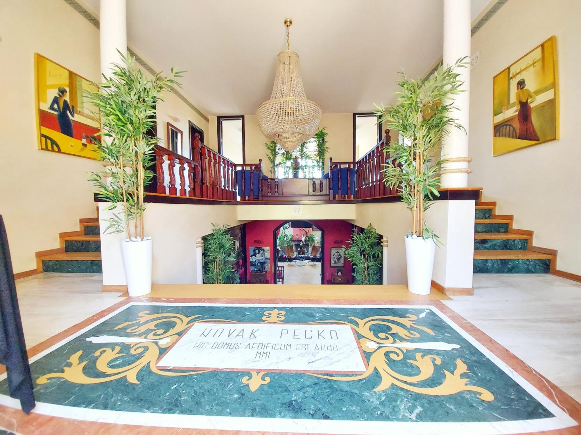 Red Clay Apartments City Club Βελιγράδι Εξωτερικό φωτογραφία