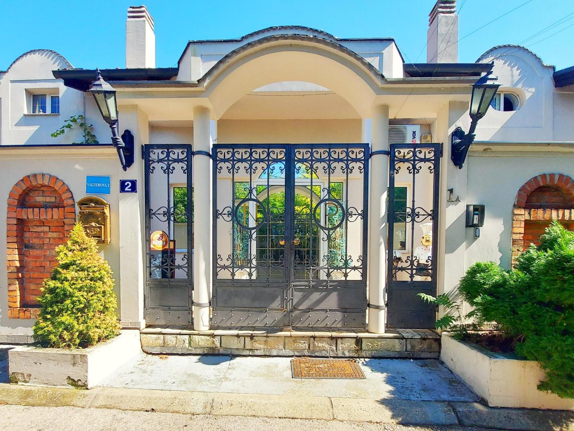 Red Clay Apartments City Club Βελιγράδι Εξωτερικό φωτογραφία